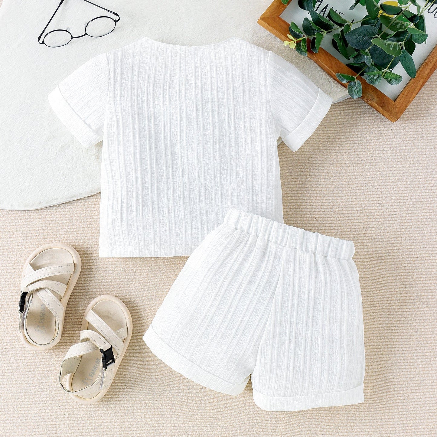 Solid Color And V-neck Short-sleeved Shorts Suit Two-piece Set Mini merveille